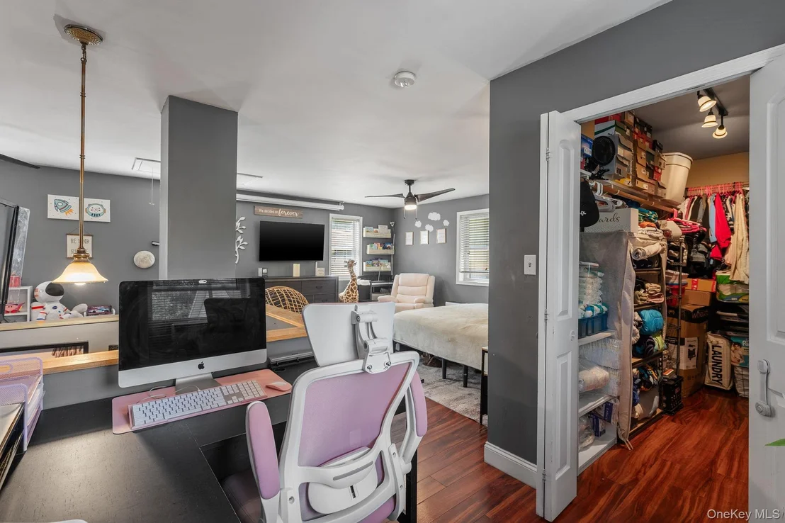 Photo of 54 Boulevard