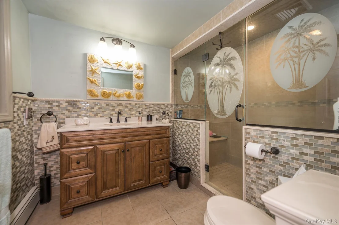 Photo of 3414 Riverside Drive