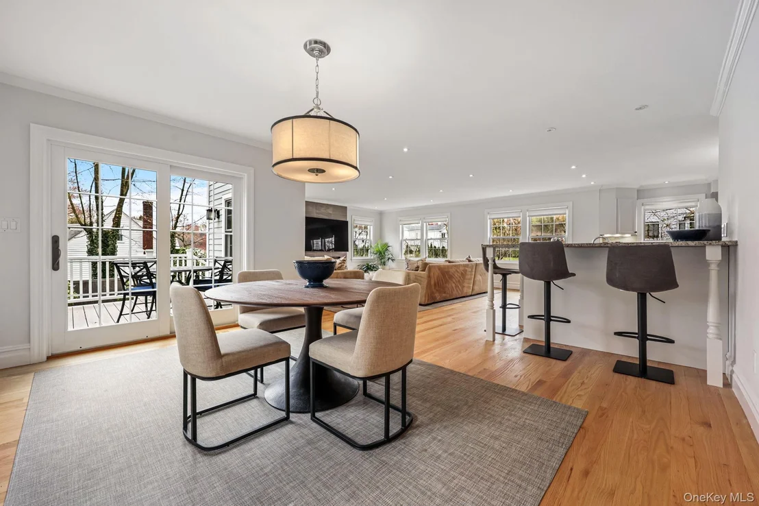 Photo of 146 Boulevard