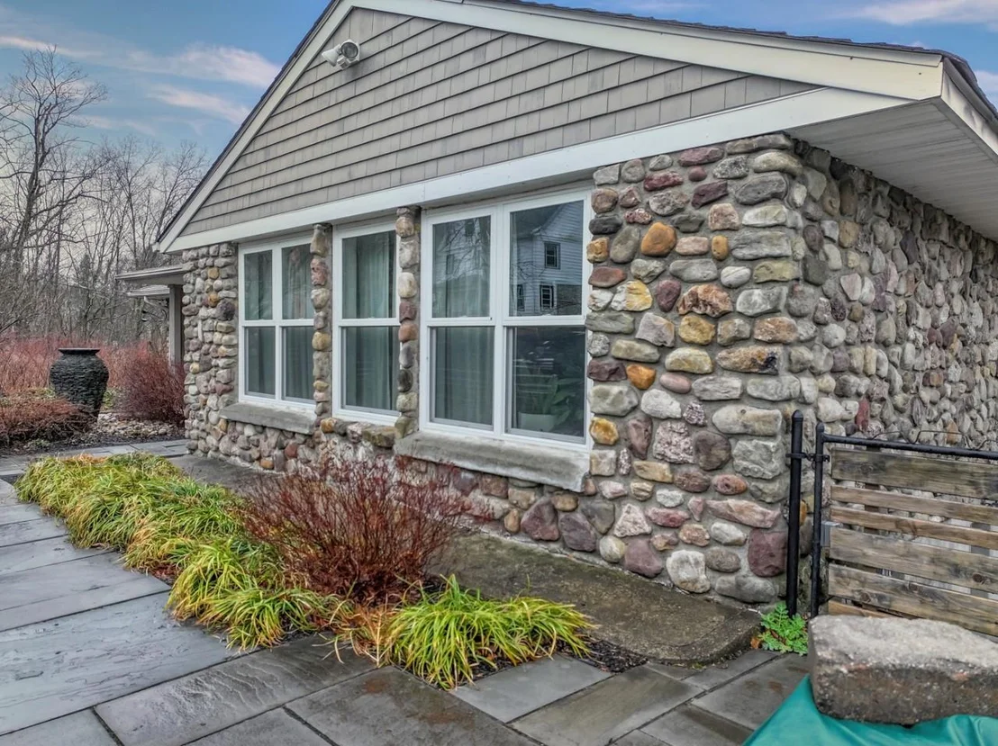 Photo of 538 Angola Road