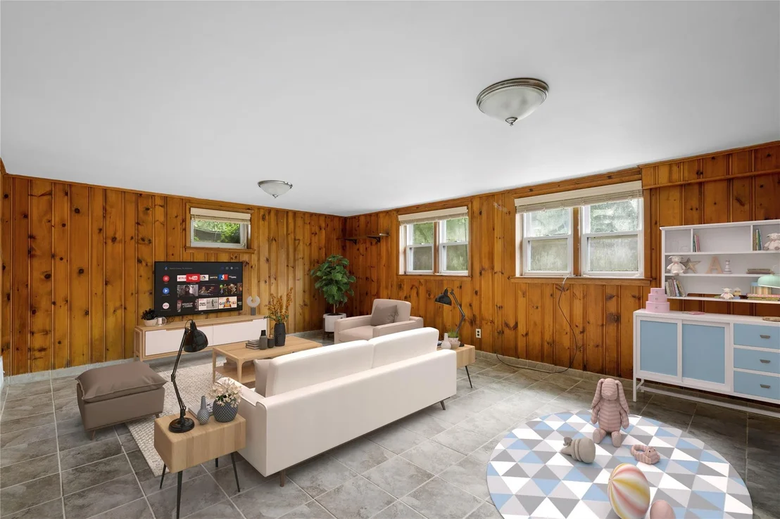 Photo of 320 Stuart Drive