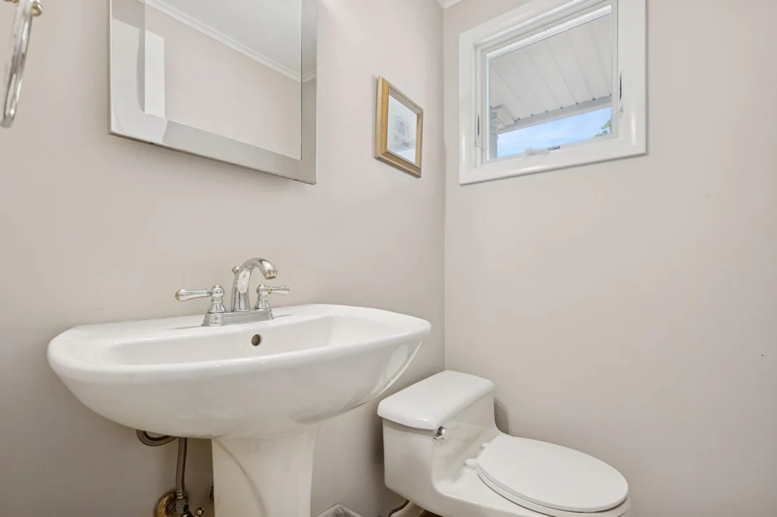 Photo of 2975 Susan Road
