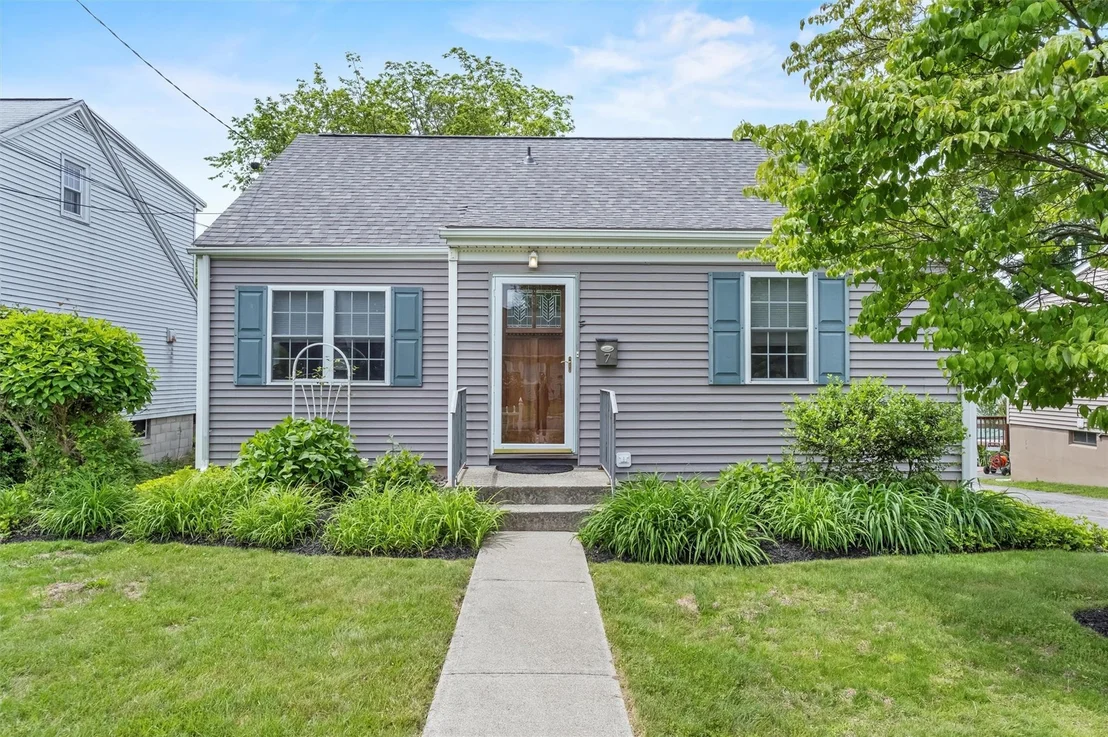 Photo of 7 Wilson Boulevard