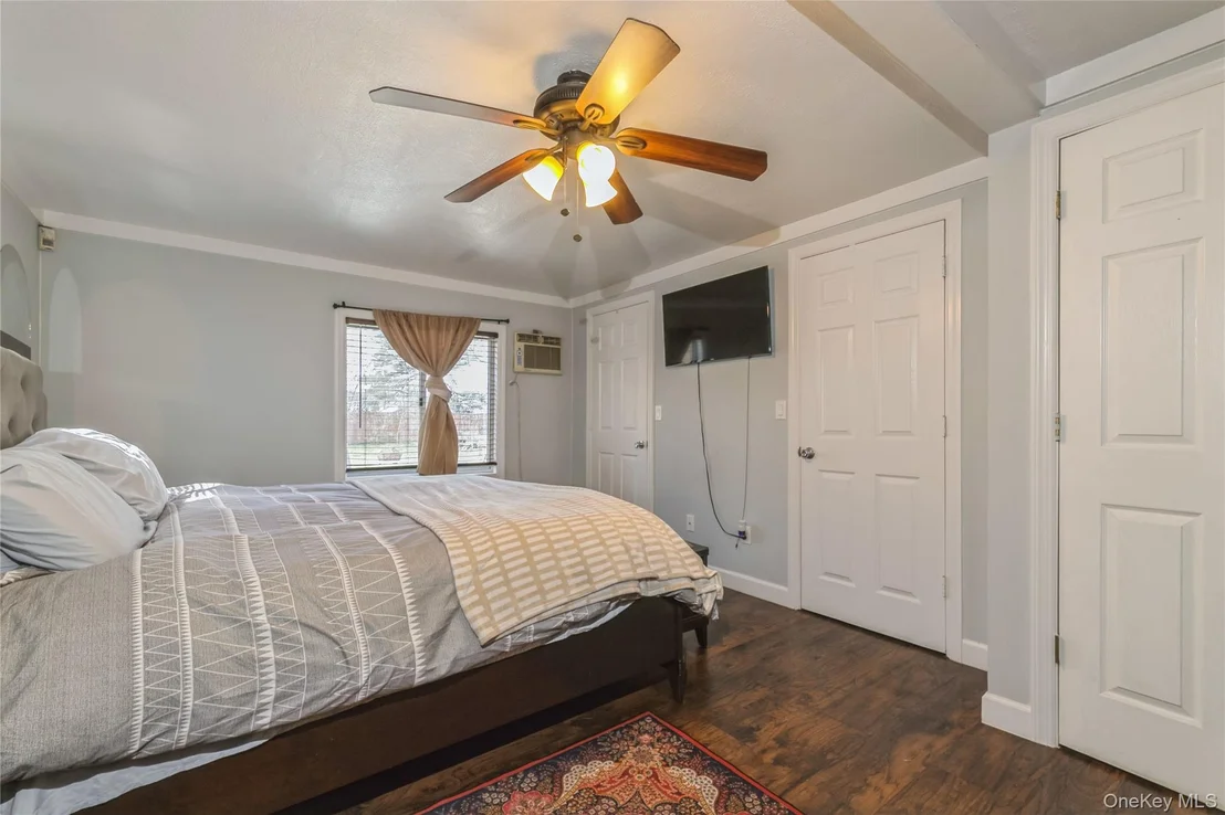 Photo of 84 Corbin Avenue