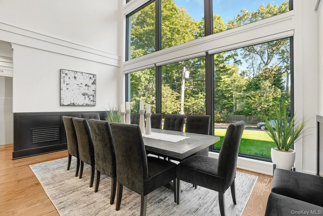 Photo of 9 Kirby Lane N