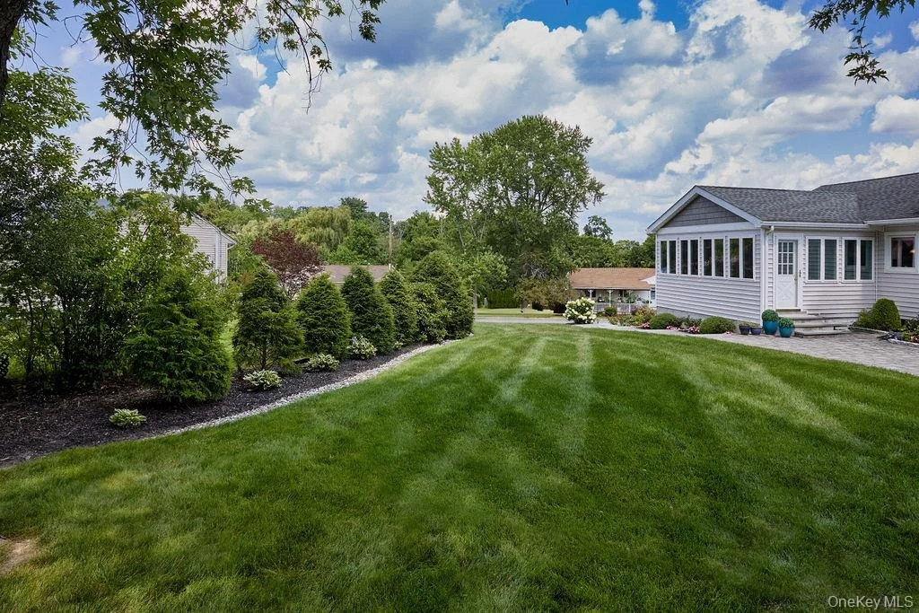 Photo of 8 Carroll Drive
