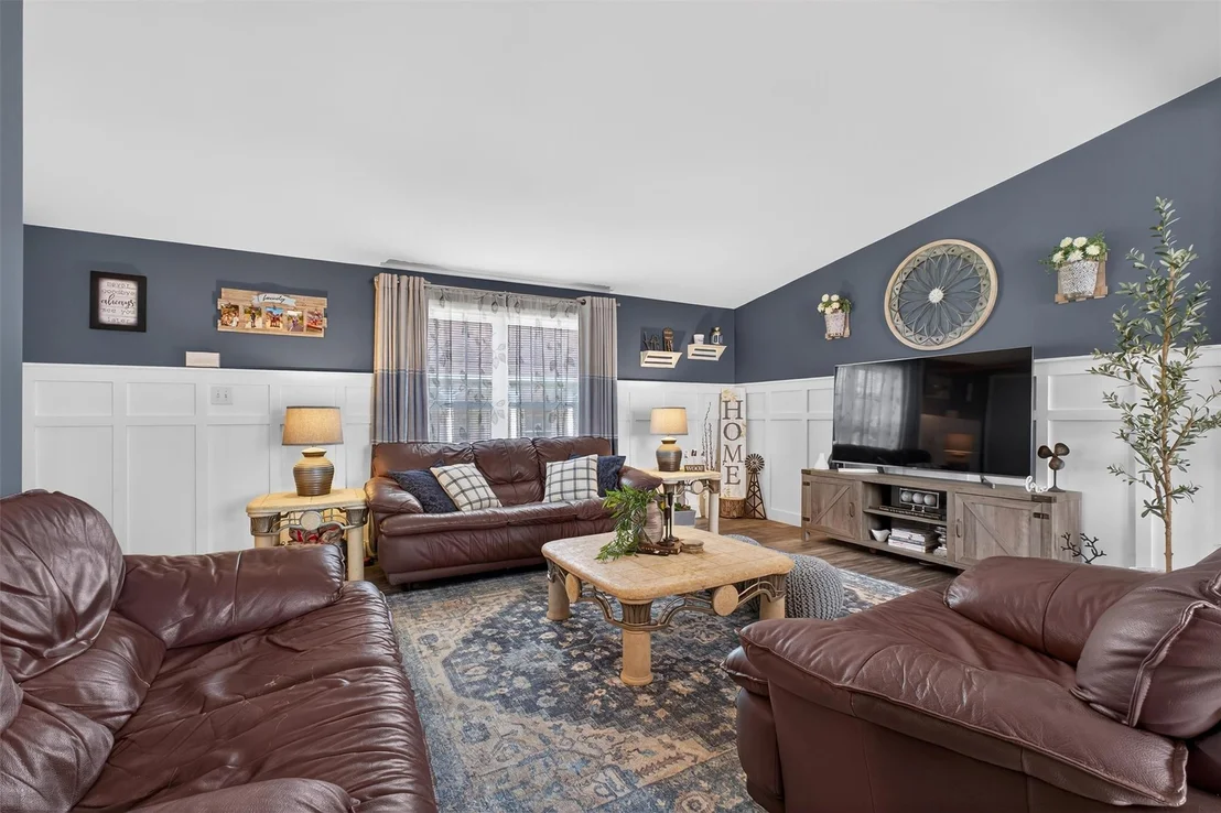 Photo of 99 Vero Drive