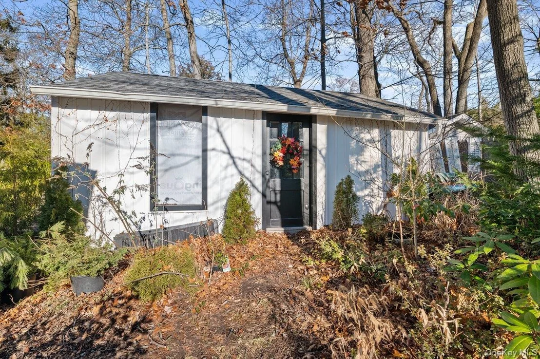 Photo of 136 Beach Road