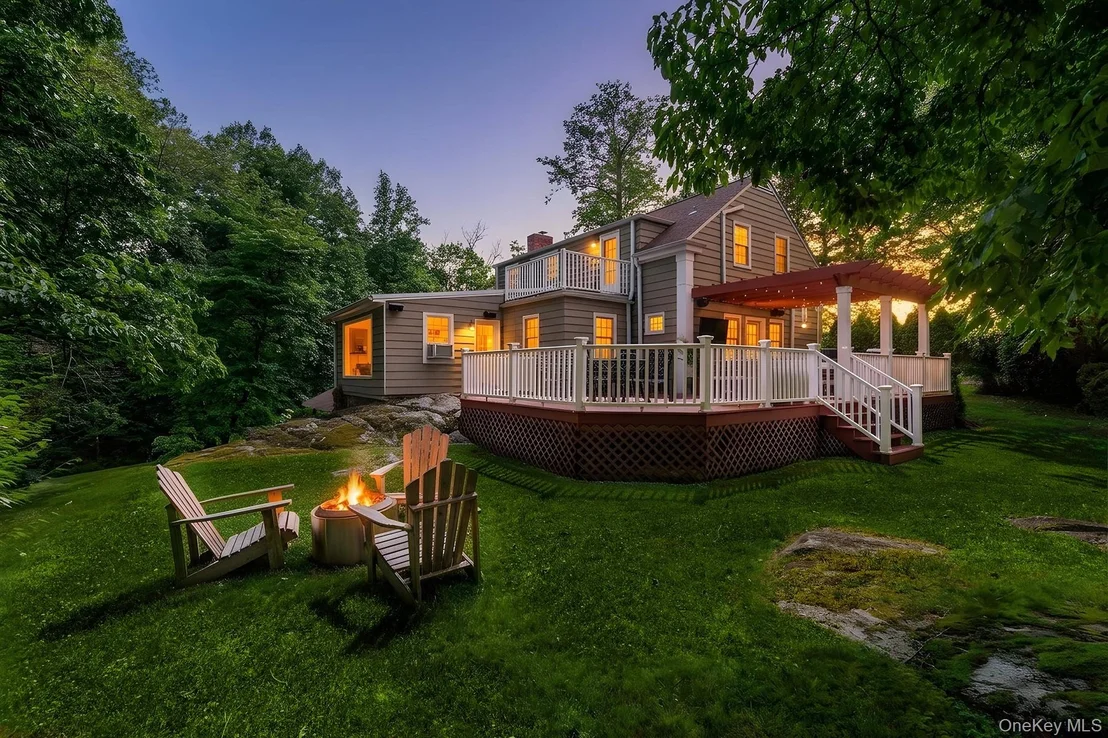 Photo of 38 Winfield Avenue