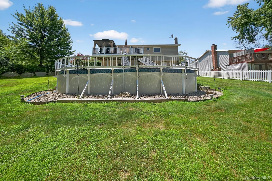 Photo of 95 Rolling Meadows Road