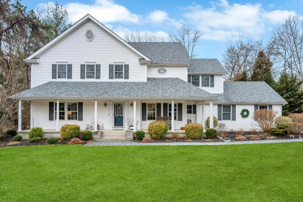 Photo of 30 Ridgefield Drive