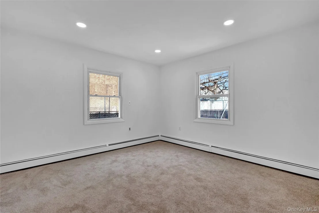 Photo of 31 Bluespruce Road