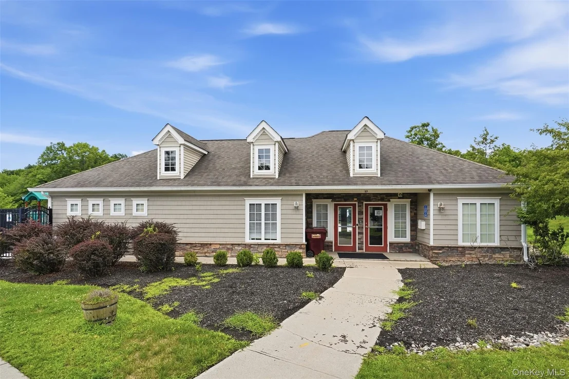 Photo of 58 Cobblestone Lane