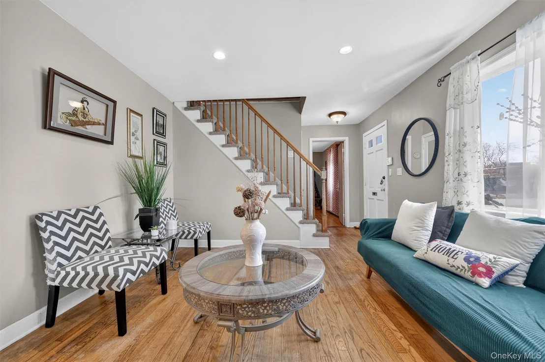 Photo of 191 Morsemere Avenue