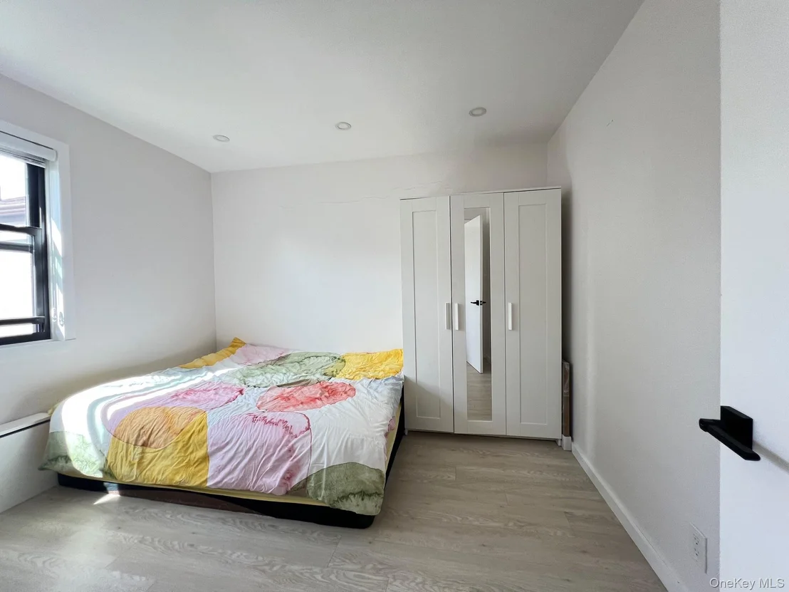 Photo of Unit B at 13707 68th Drive