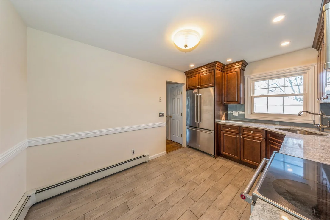 Photo of 60 Nottingham Avenue