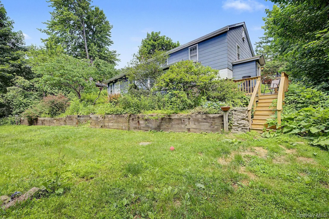 Photo of 121 Putnam Drive