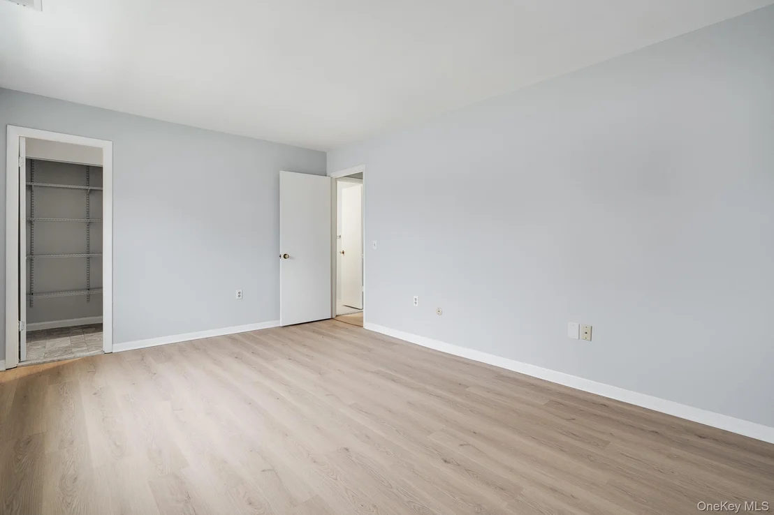 Photo of Unit F at 902 Commons Way