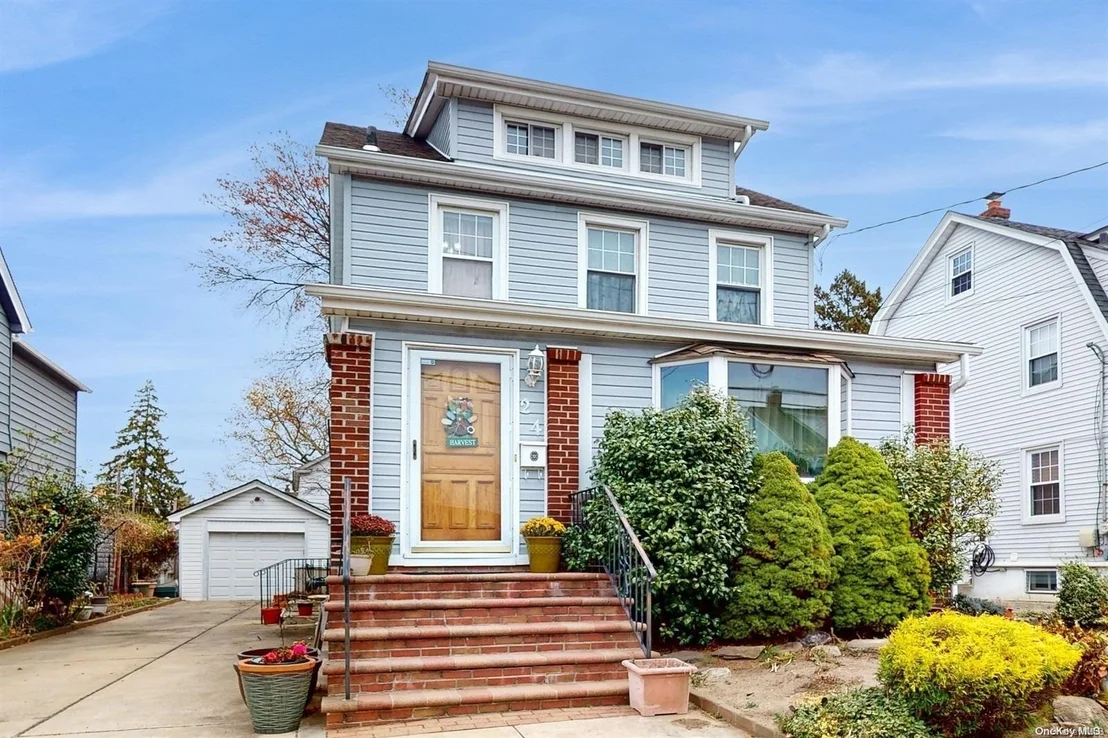 Photo of 24 Everett Street