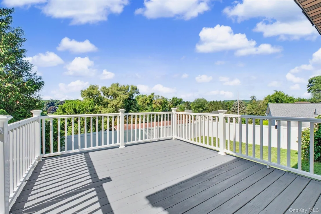 Photo of 33 Grandview Drive