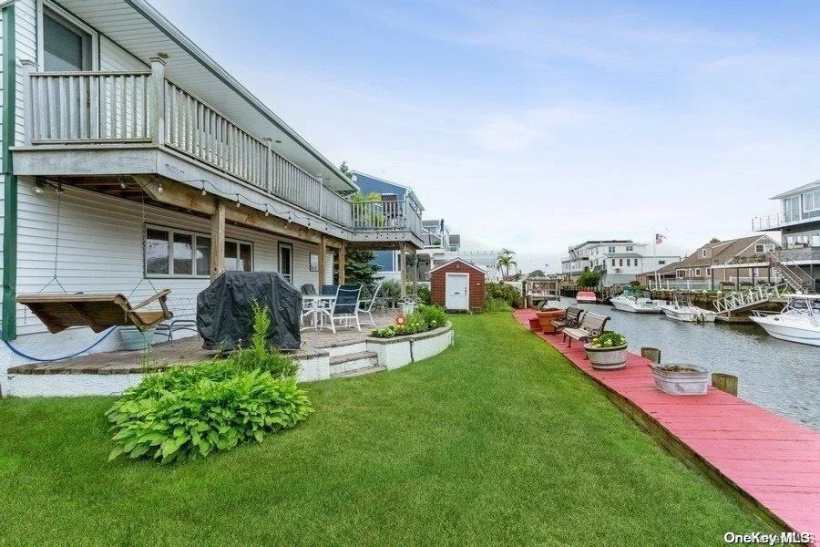 Photo of 72 Irving Avenue