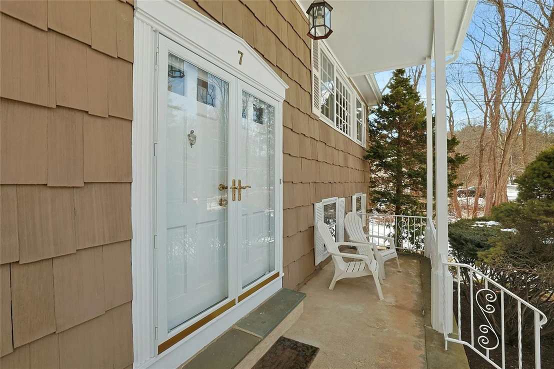 Photo of 7 Oak Hill Road