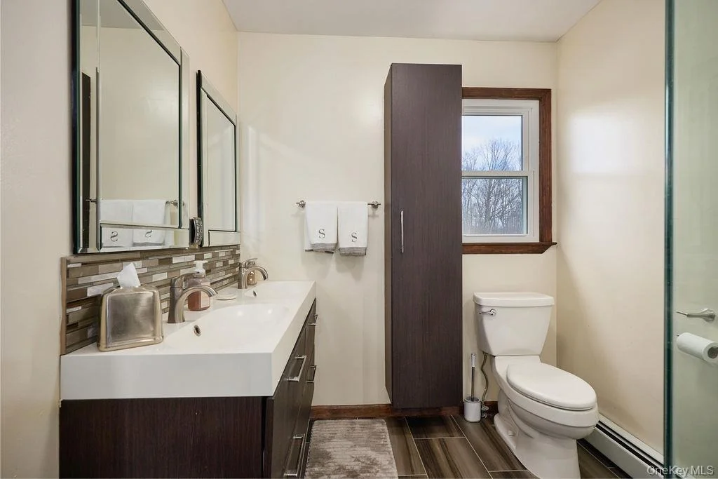 Photo of 180 Ridge Drive