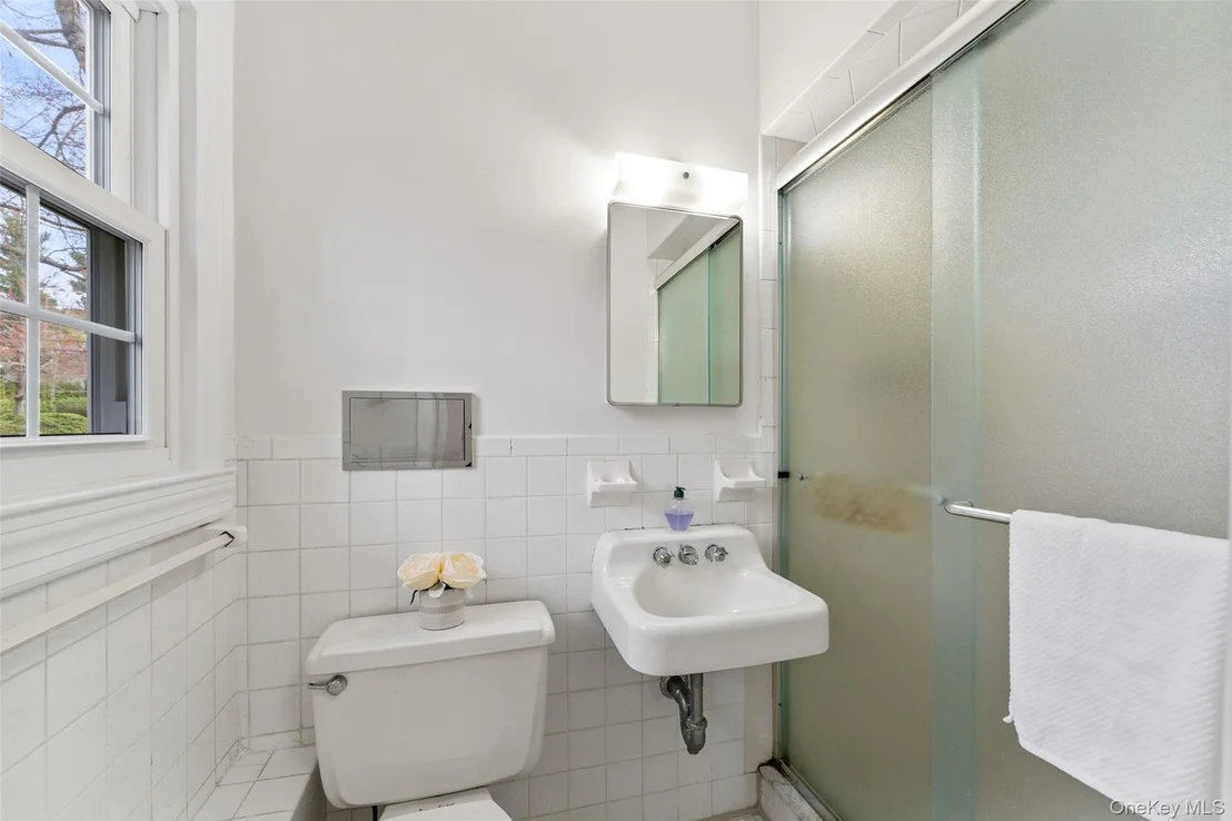 Photo of 10 Cherry Lane