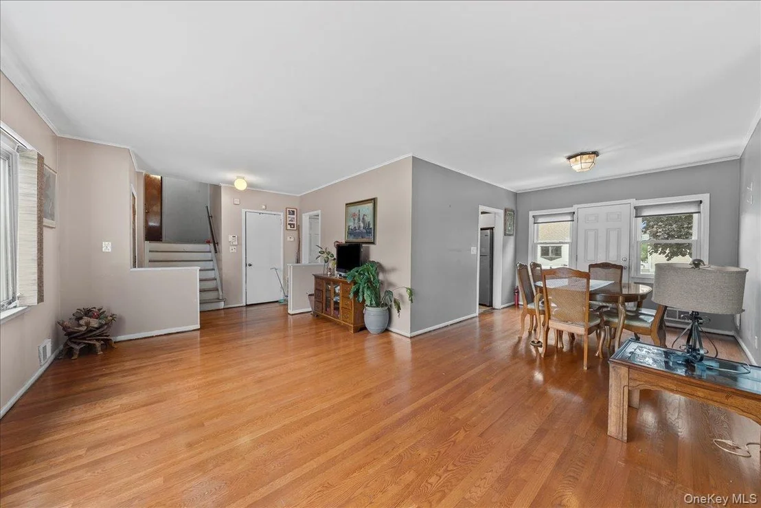 Photo of 159 Branch Avenue