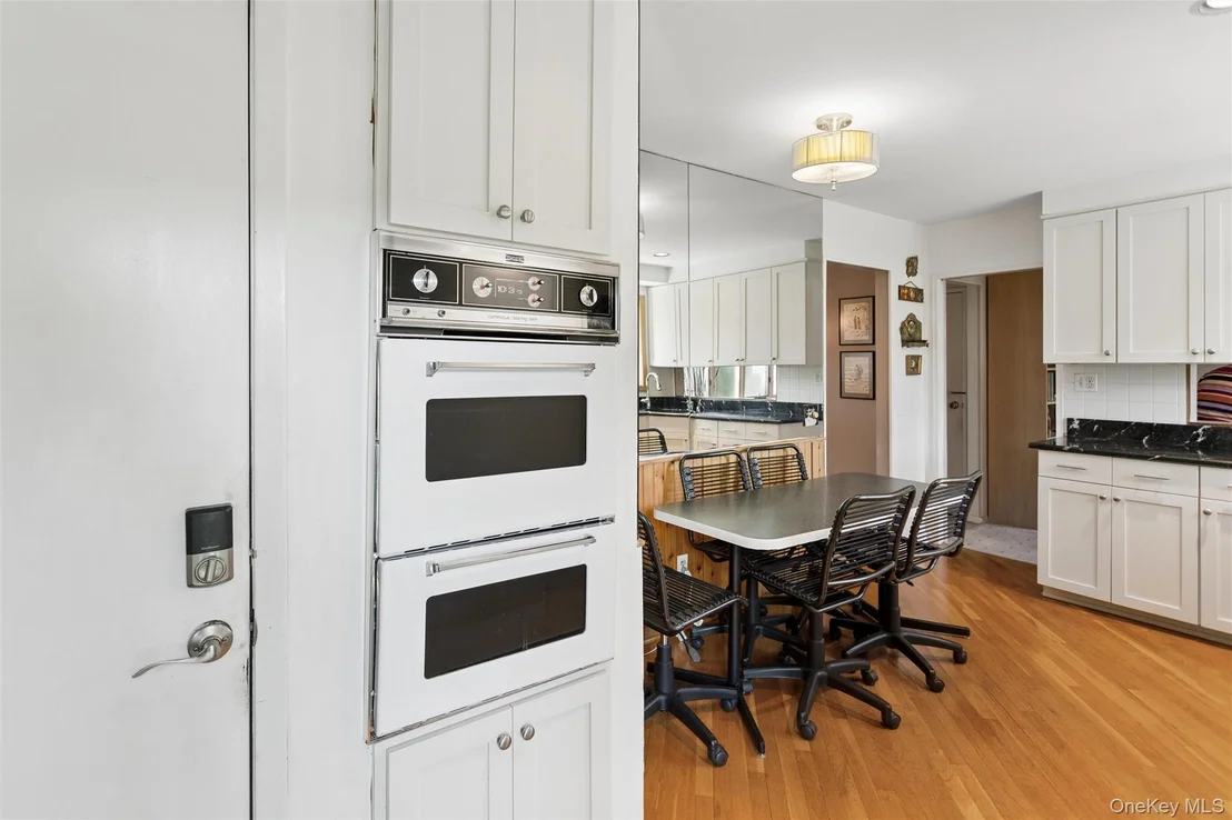 Photo of 49 Saratoga Drive
