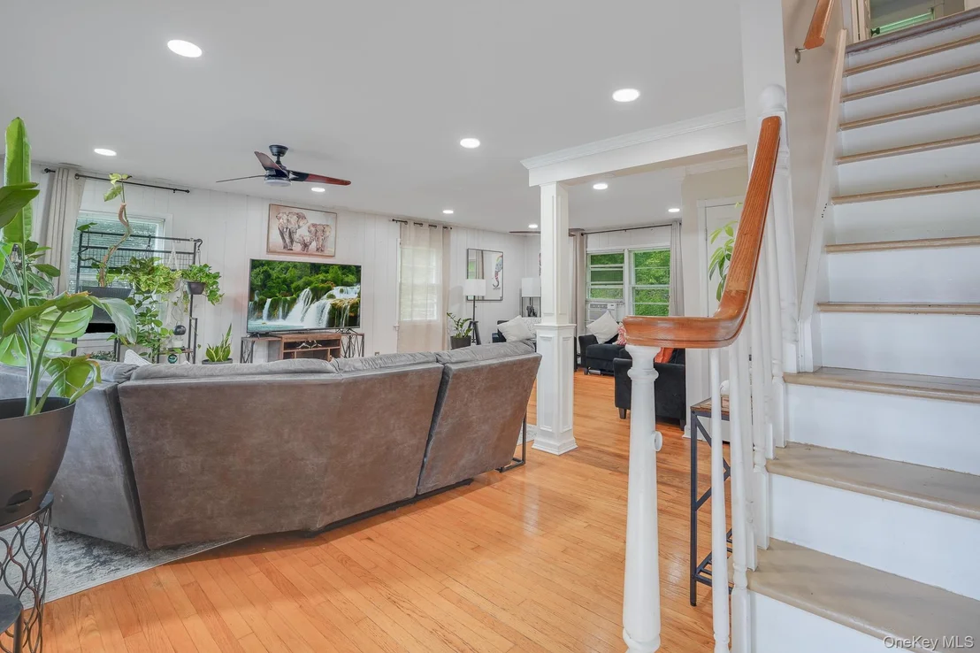 Photo of 388 Cedar Hill Road