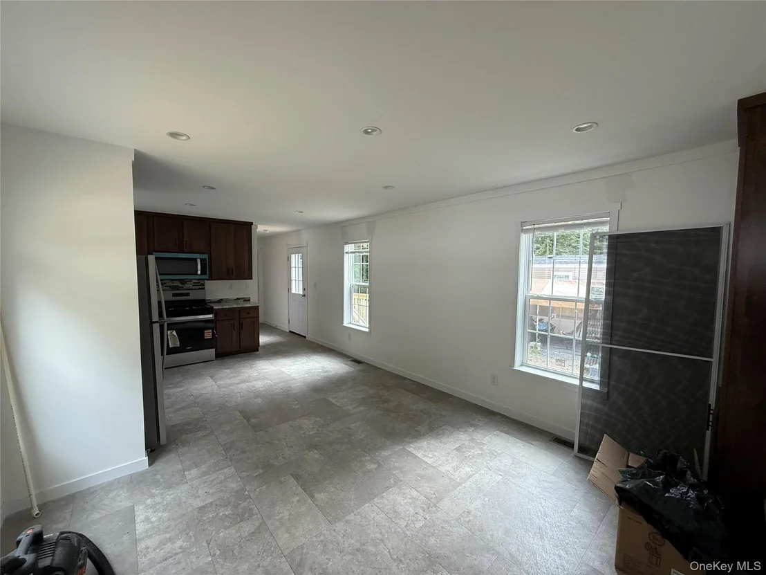 Photo of 128 Forest Park