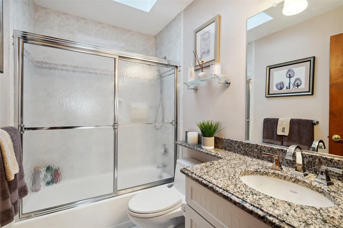 Photo of 45 Sunhill Road