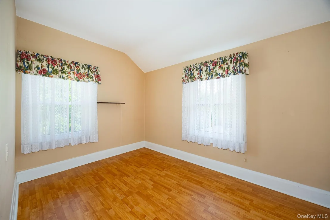 Photo of 6 Irving Avenue