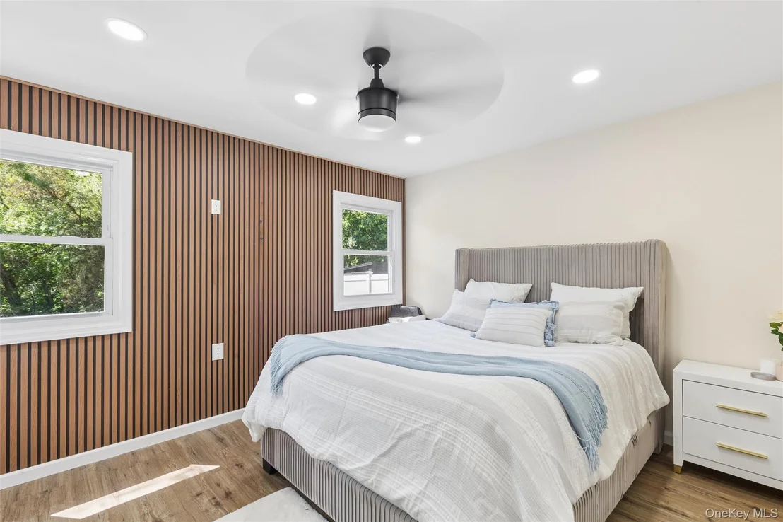 Photo of 91 Circle Drive W