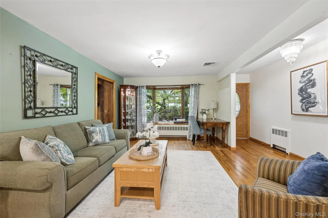 Photo of 21 Edgewood