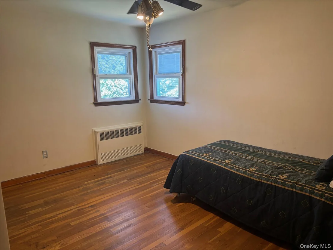 Photo of 10 13th Avenue
