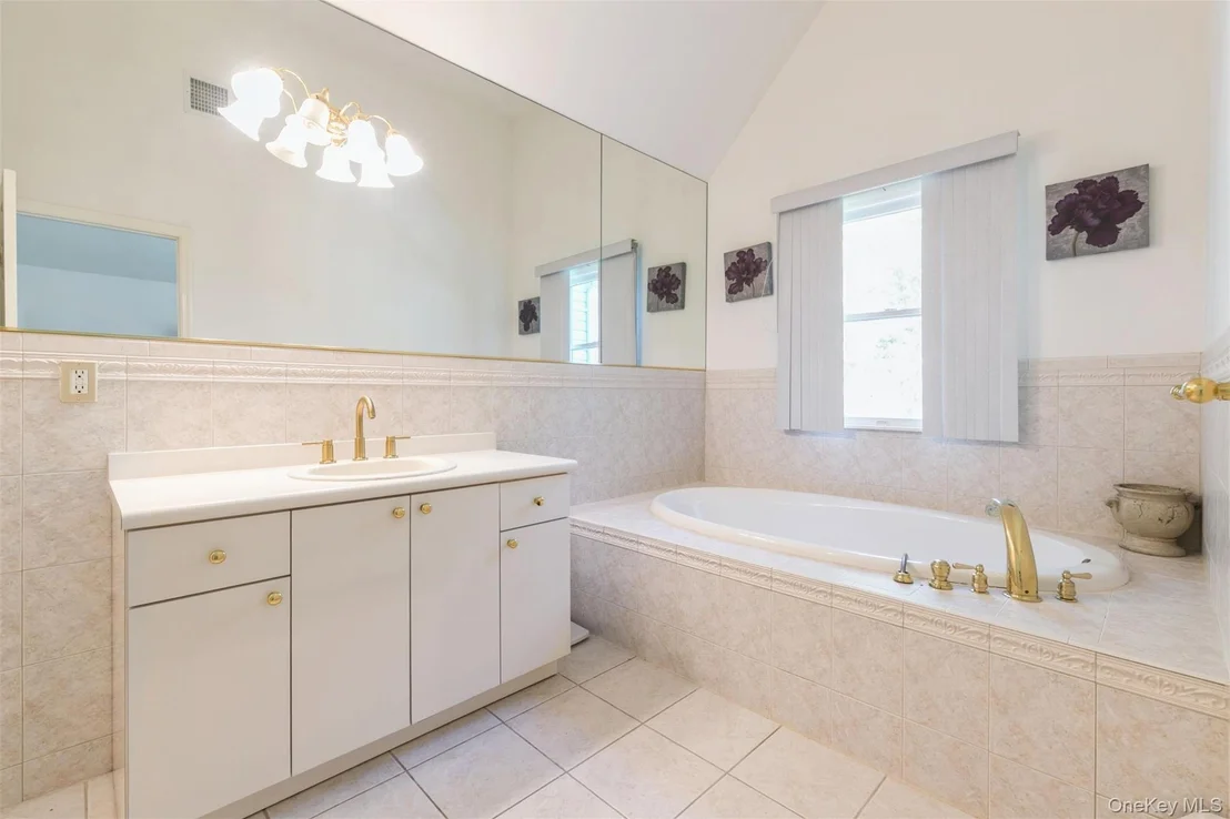 Photo of 212 Fairway Drive