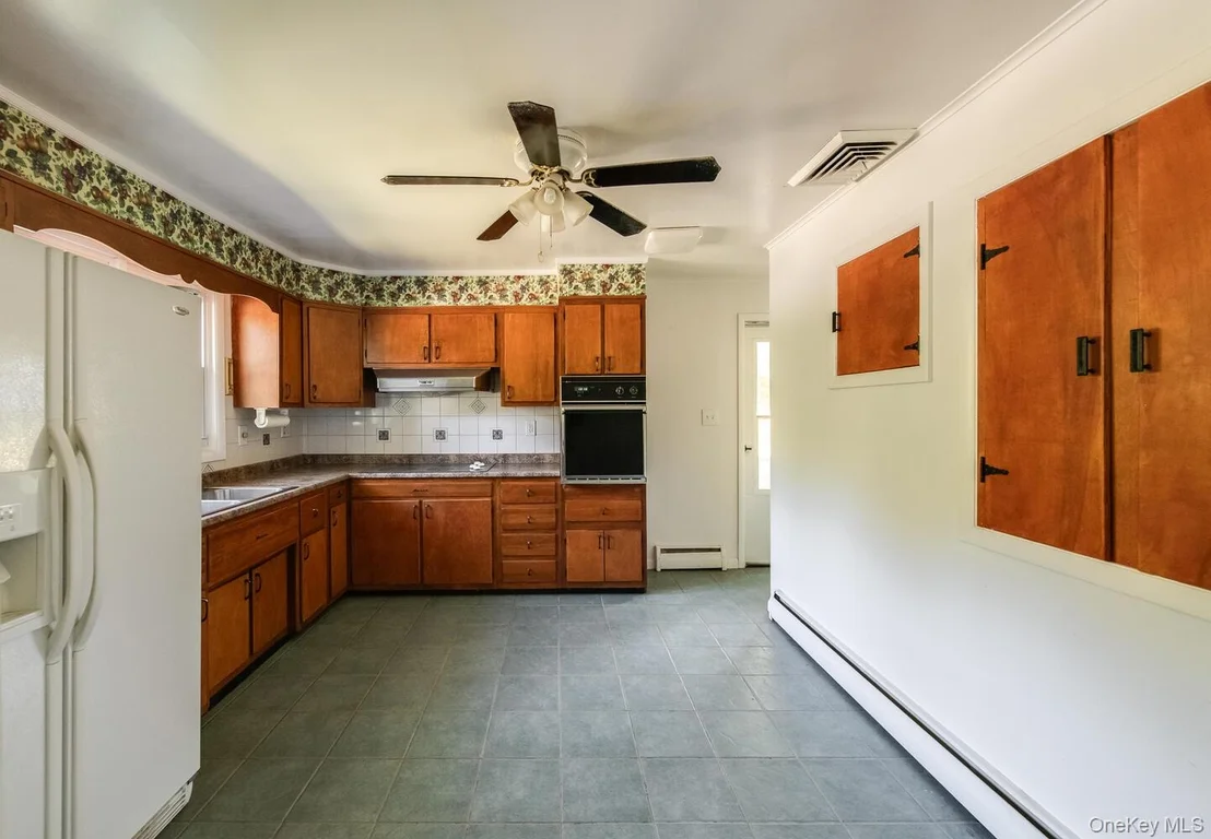Photo of 44 Pine Woods Road