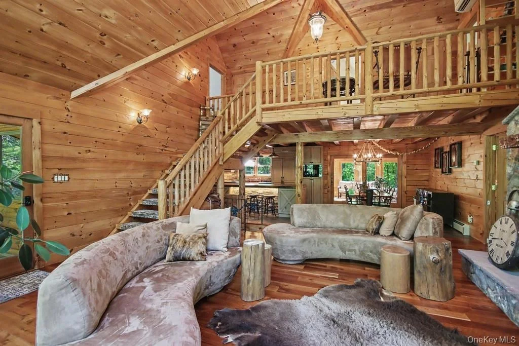 Photo of 33 Cimarron Road