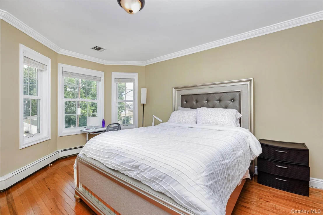 Photo of 2758 Harvard Place