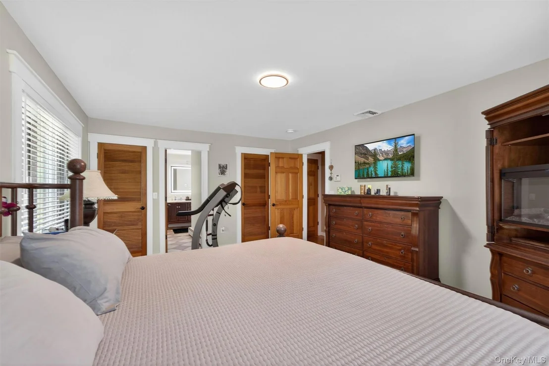 Photo of 233 Hill Road