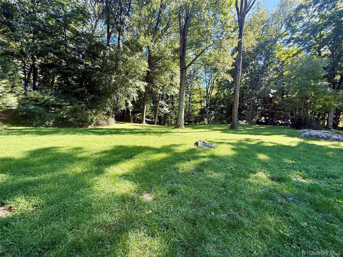 Photo of 23 Cliffside Lane