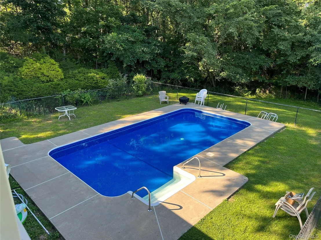 Photo of 51 Lakeside Road