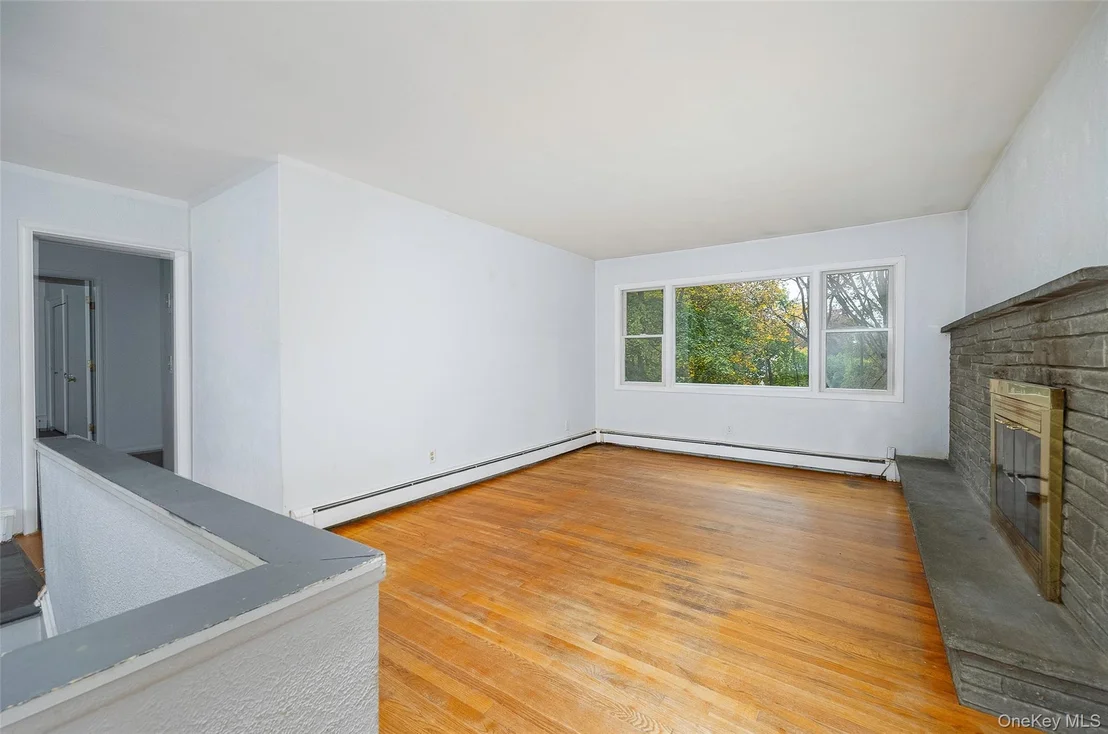 Photo of 19 Timberline Drive