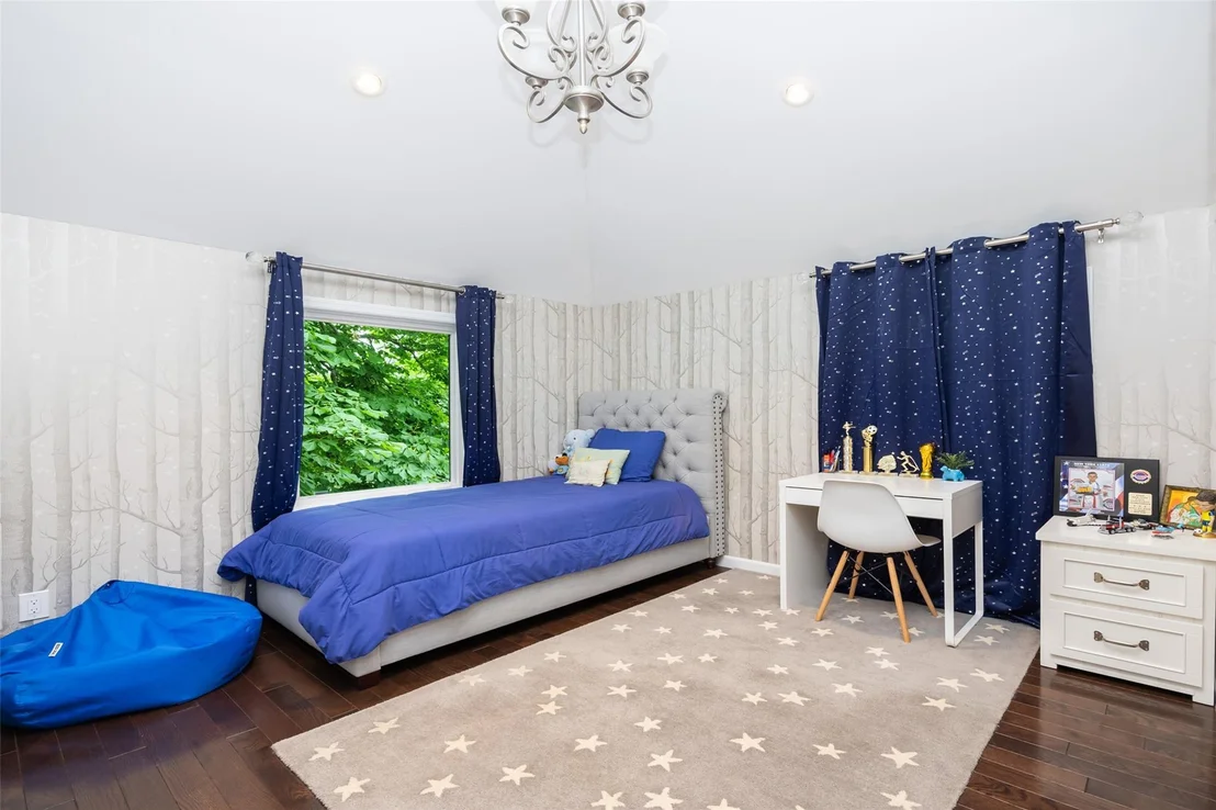 Photo of 84 Bates Road