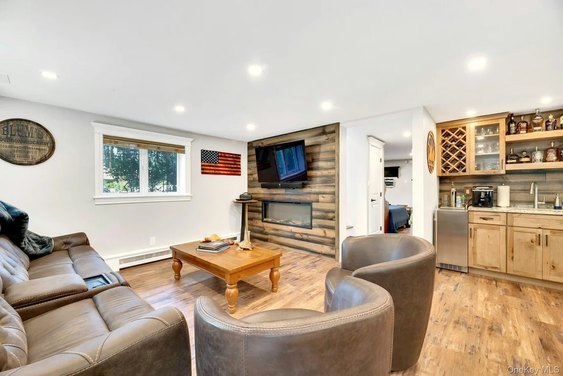Photo of 9 Urban Drive