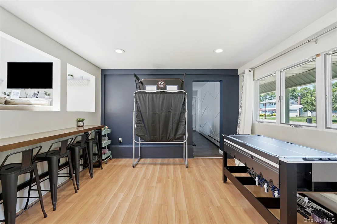 Photo of 634 Morrison Street