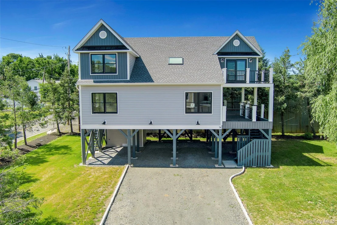 Photo of 74 Beach Road