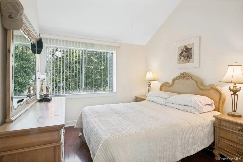Photo of 8 Waterside Close